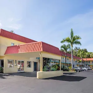 Super 8 By Wyndham Near Siesta Key 2* Sarasota